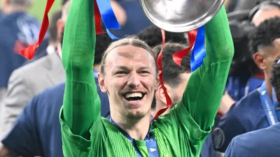 Сафонов признан Le Parisien лучшим игроком «ПСЖ» в мае