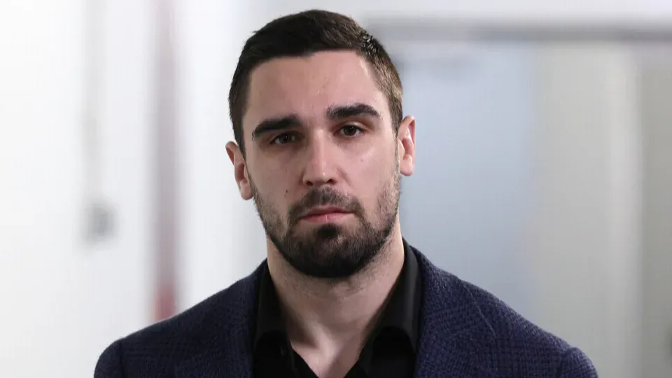 Канадский нападающий с российским паспортом стал игроком «Авангарда»: раскрыта его зарплата