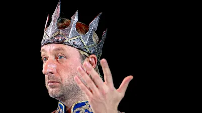 Олимпийская чемпионка рекомендовала Плющенко внимательнее подбирать слова: «Неудачная формулировка, по-русски звучит резко»